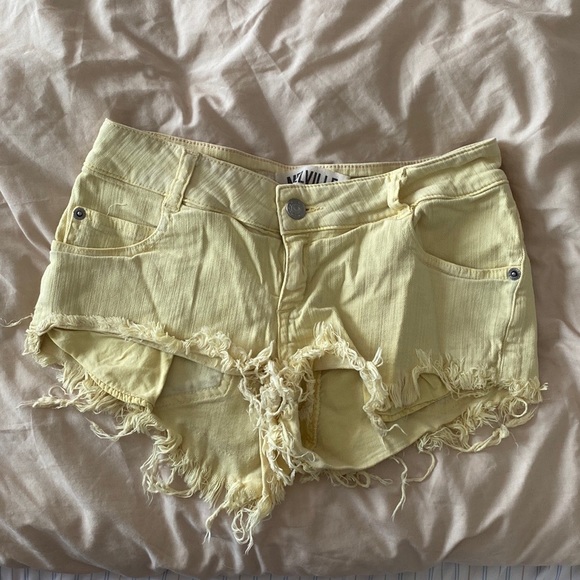Brandy Melville Pants - BRANDY MELVILLE YELLOW DENIM BOOTY SHORTS Size 6